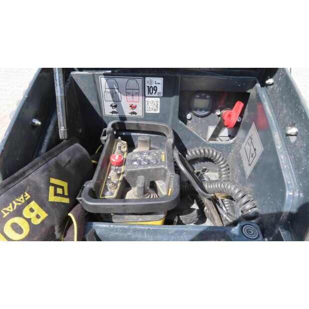 2025 BOMAG BMP 8500-42288084
