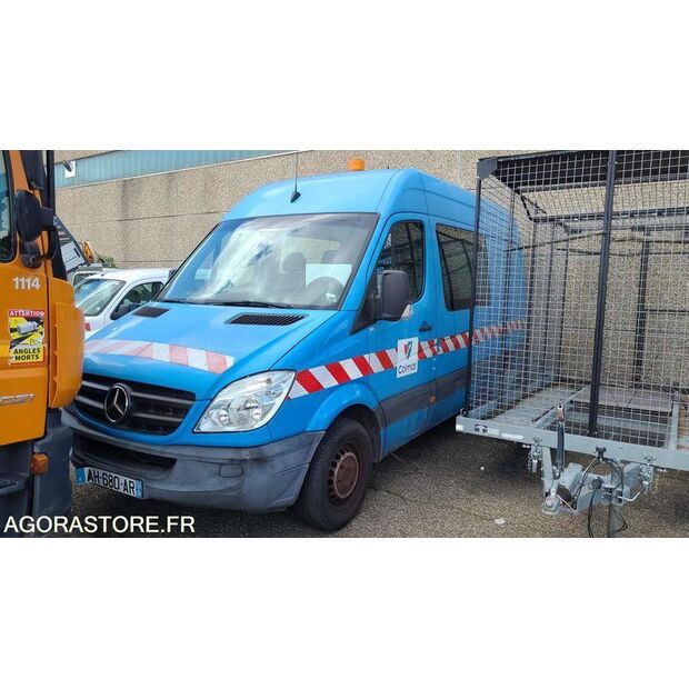 2009 Mercedes-Benz SPRINTER-42300843