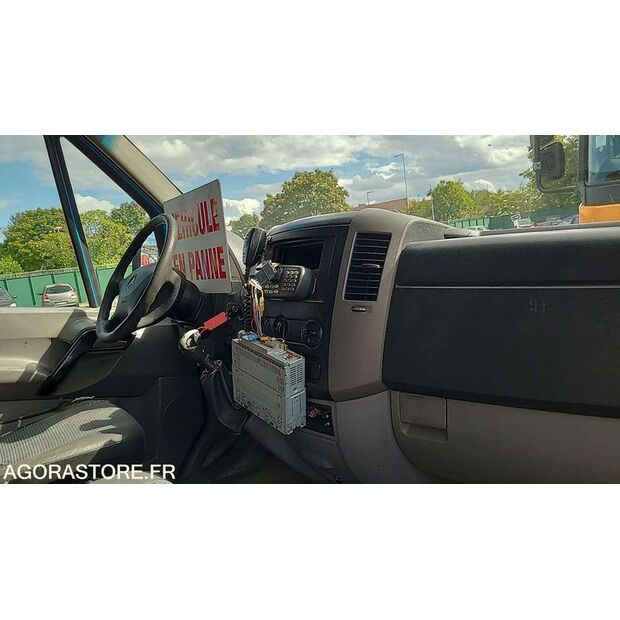 2009 Mercedes-Benz SPRINTER-42300855
