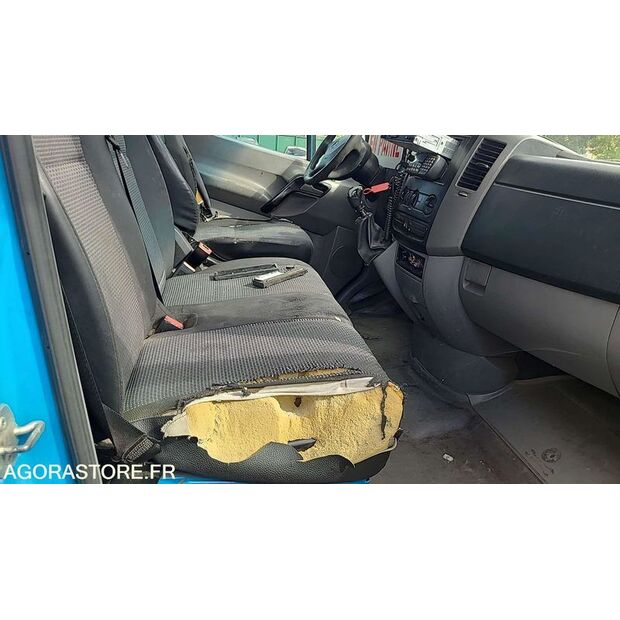 2009 Mercedes-Benz SPRINTER-42300858