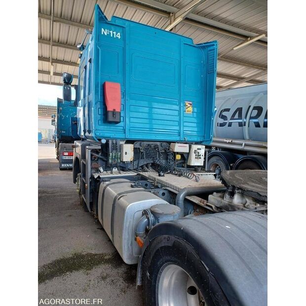 2009 Renault Magnum-42300960