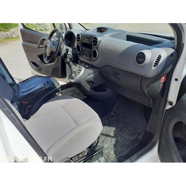 2014 Peugeot PARTNER-42301018
