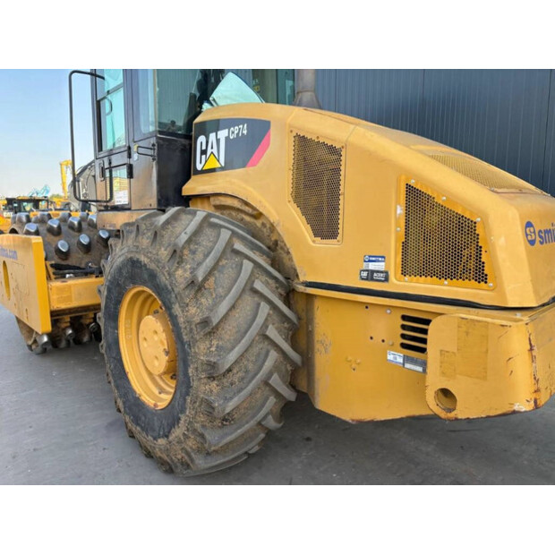 2011 Caterpillar CP74-42301761