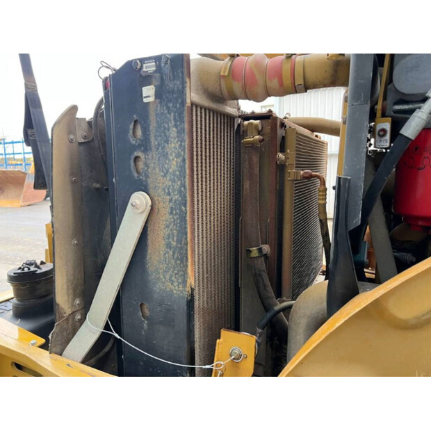 2011 Caterpillar CP74-42301779