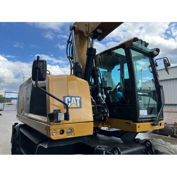 2017 Caterpillar M318F-42302003