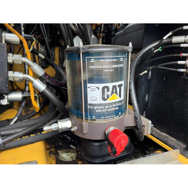 2017 Caterpillar M318F-42302011