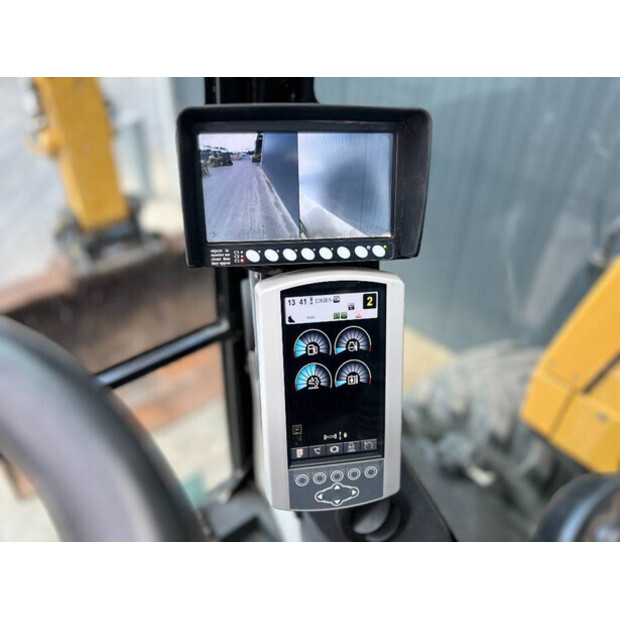 2017 Caterpillar M318F-42302038