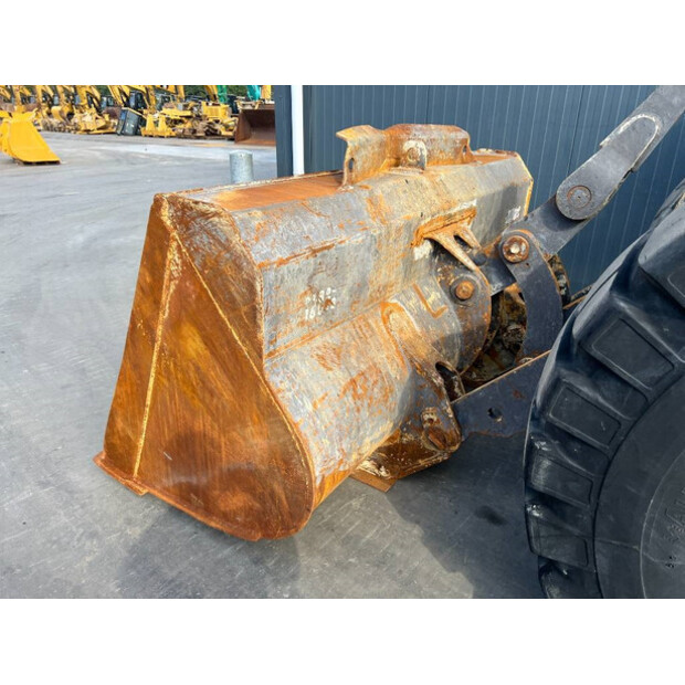 2004 Volvo L60E-42302059