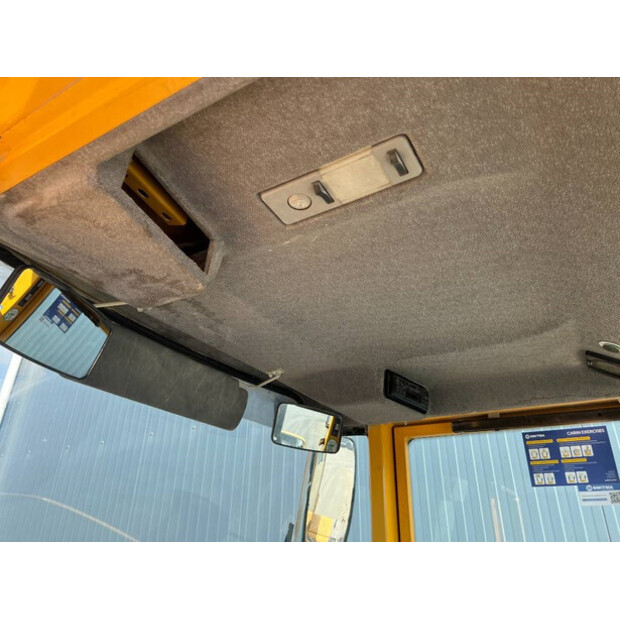 2004 Volvo L60E-42302070