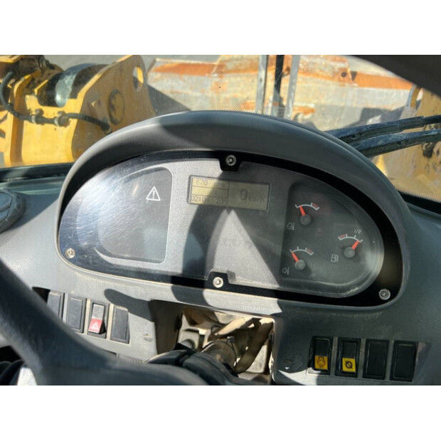 2004 Volvo L60E-42302077