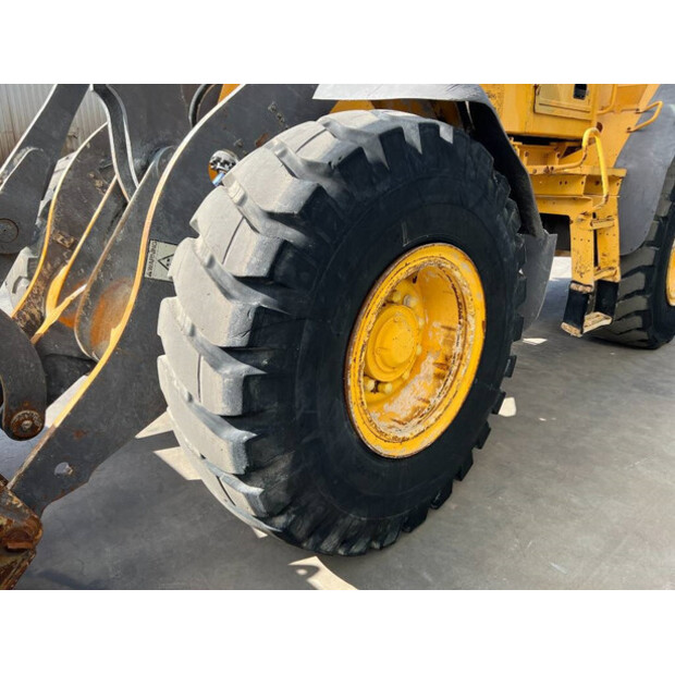 2004 Volvo L60E-42302083