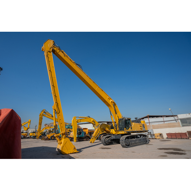 2019 Komatsu PC850-8R1-42302851