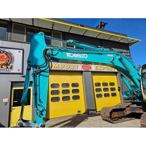 2000 كوبيلكو SK210LC-6-42302885