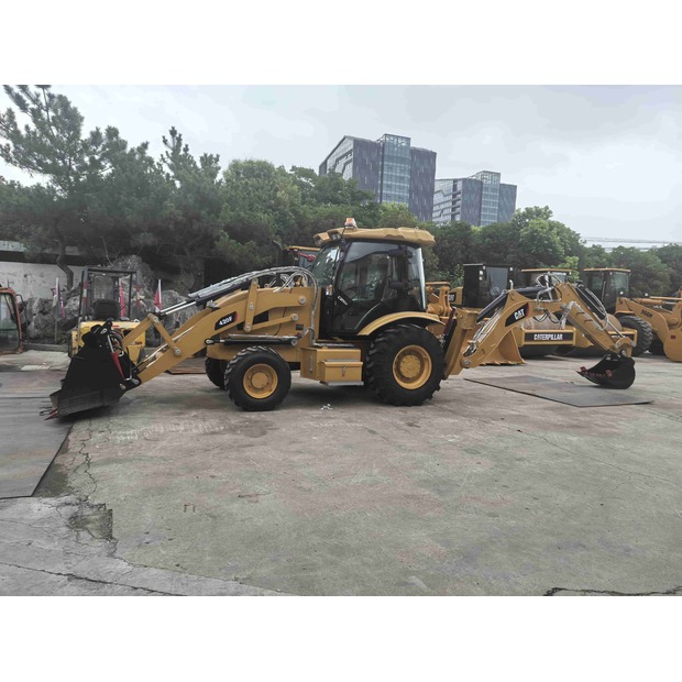 2021 Caterpillar 420F-42304223