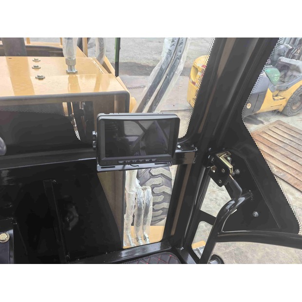 2021 Caterpillar 420F-42304227