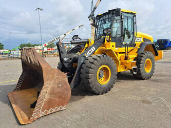 Image for WHEEL LOADERS 2017 JCB 427ZX
