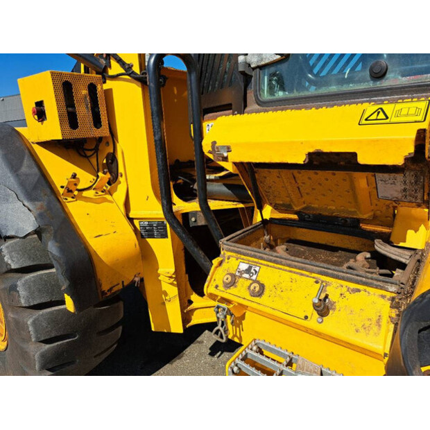2017 JCB 427ZX-42305076