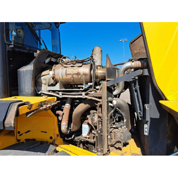 2017 JCB 427ZX-42305077