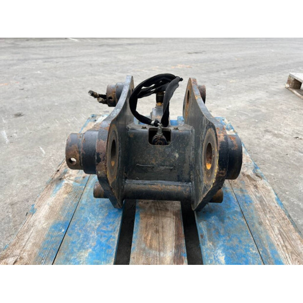 2021 فيراكتيرت CW10-42305513