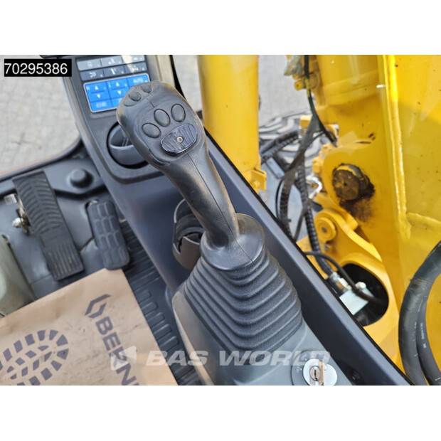 2016 Komatsu PW148-8-42305980