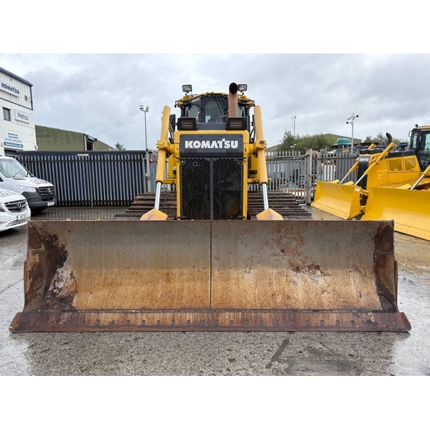 2018 Komatsu D65PX-18-42309821