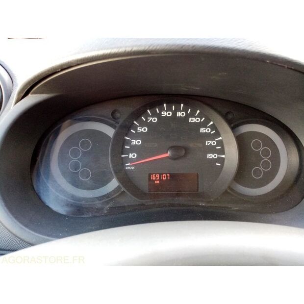 2010 رينو Kangoo-42318850