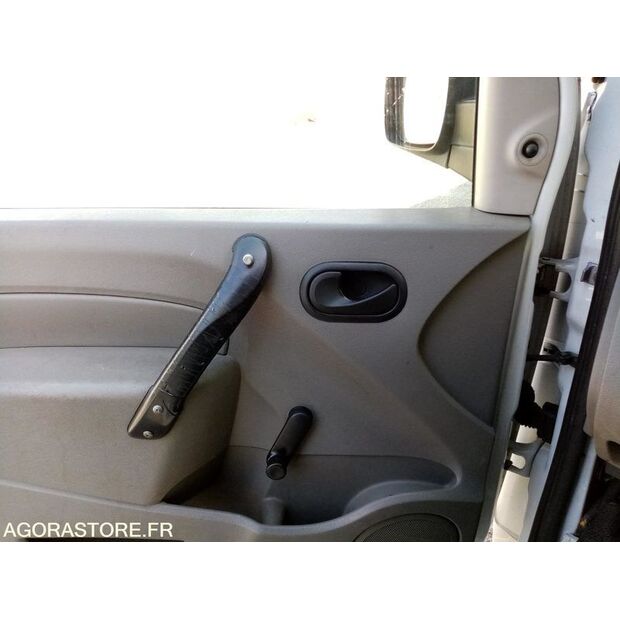 2010 رينو Kangoo-42318851