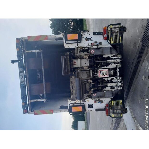 2009 Renault PREMIUM-42318936