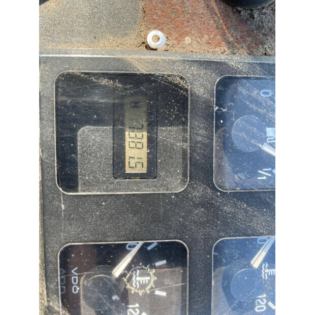 1996 Paus RL552-42319473