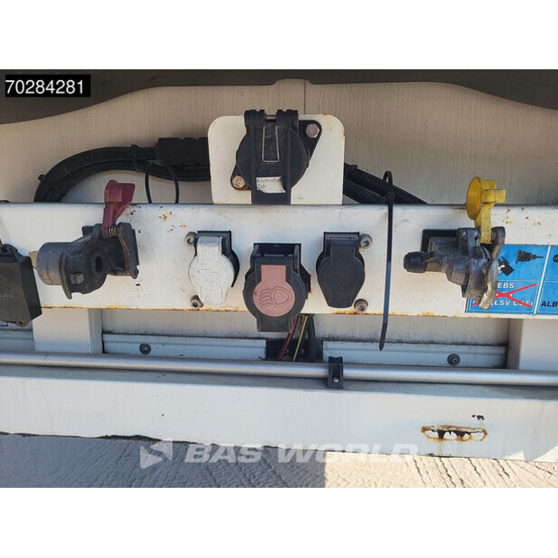 2017 Schmitz Cargobull SCB*S3B-42320702