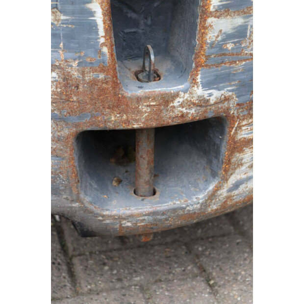 2002 Toyota 02-7FDF30-42321293