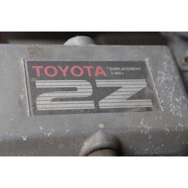 2002 Toyota 02-7FDF30-42321308