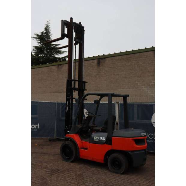 Toyota 7FDJF35-42321642
