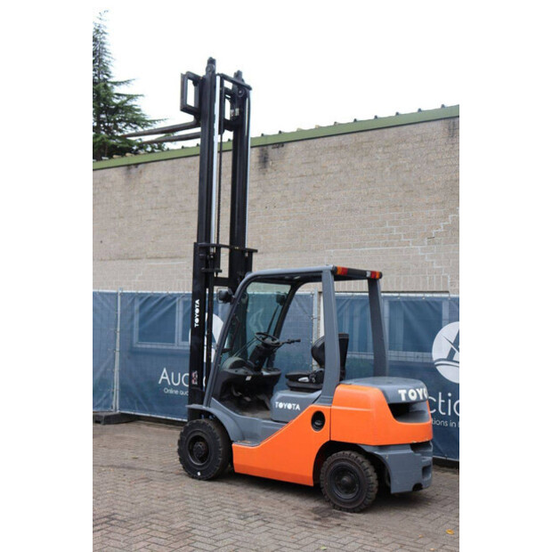 2009 تويوتا 02-8FDF25-42321791
