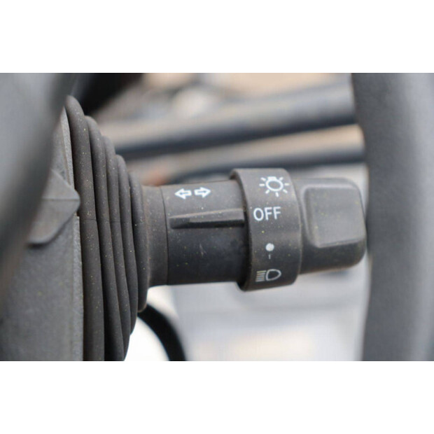 2013 Toyota 02-8FDF18-42321931