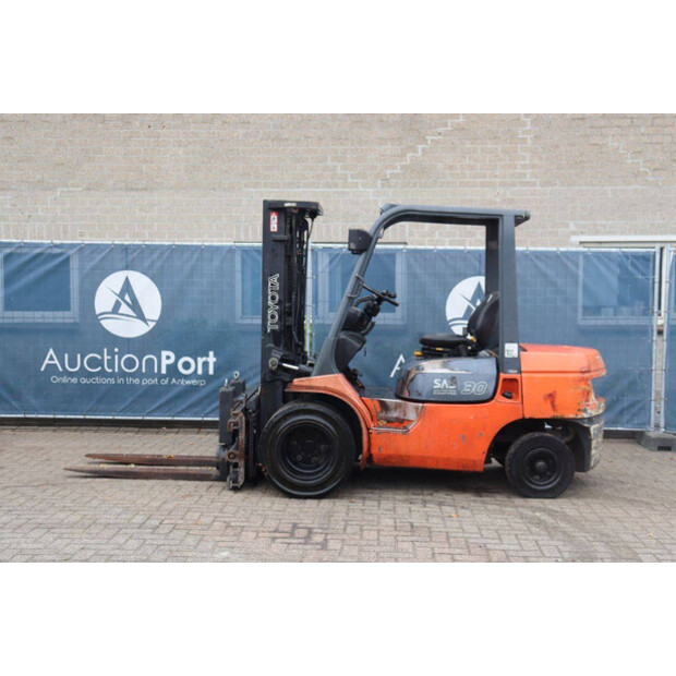 2005 Toyota 02-7FDF30-42322032