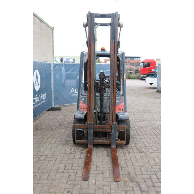 2016 Linde H20D-02/600-42322121