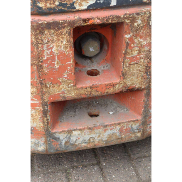 1990 NISSAN EH02A25-42322384
