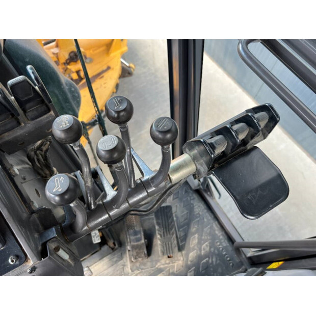 2014 Volvo G970-42323837