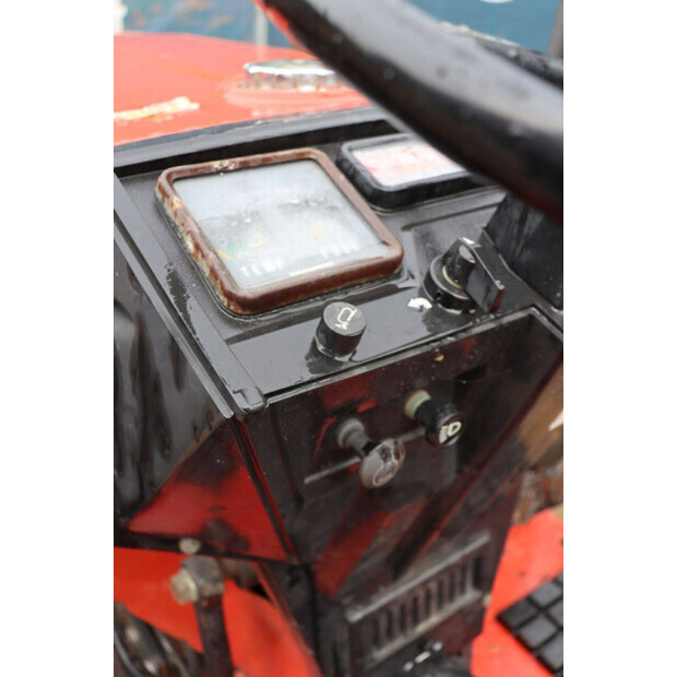 YANMAR F15D-42324302