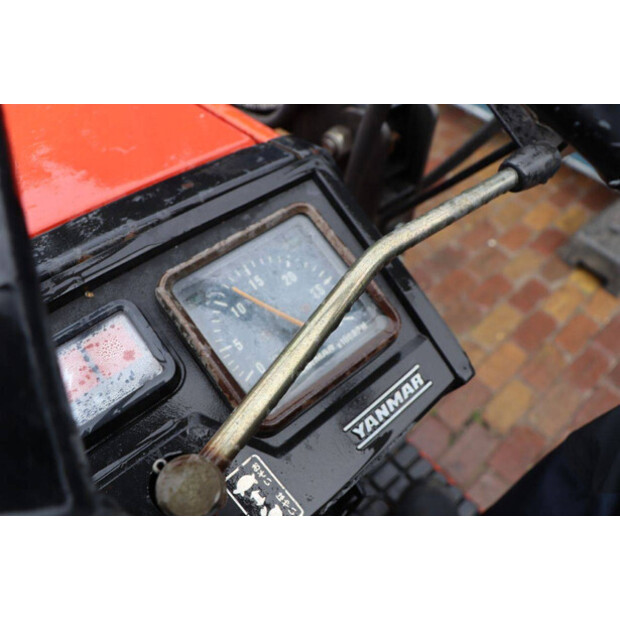 YANMAR F15D-42324303