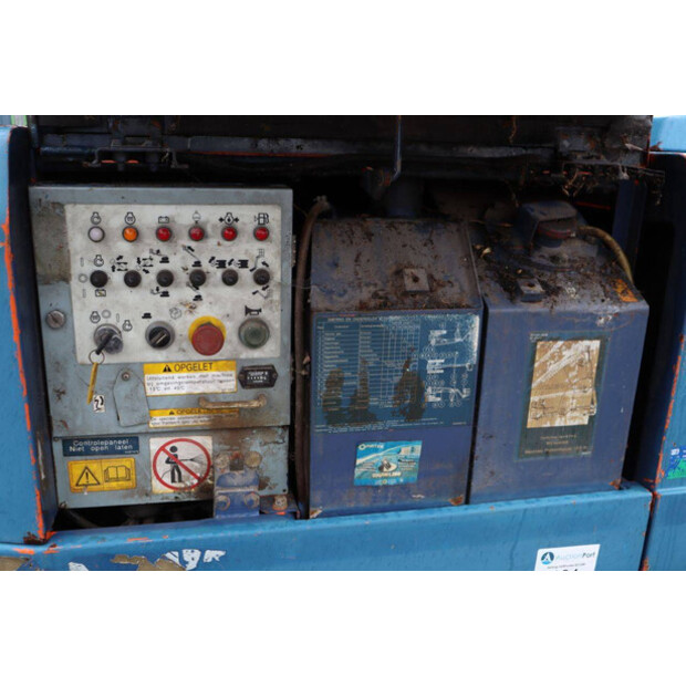 2001 هيتاشى HX140B-42324867