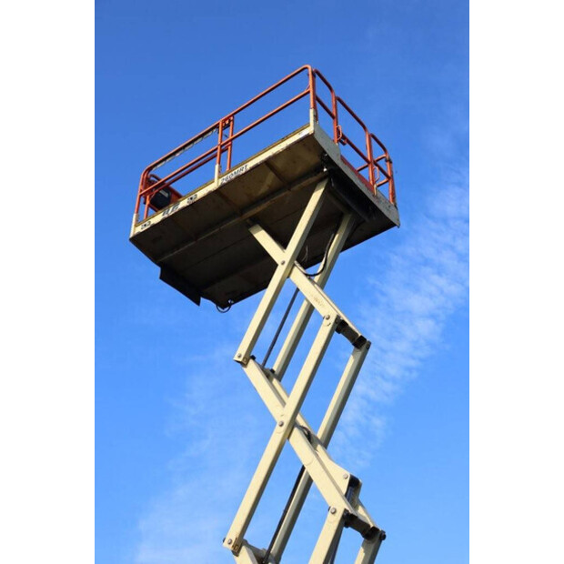 2014 JLG 260MRT-42325202