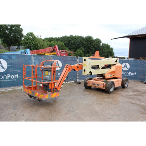 JLG M450AJ-42325264