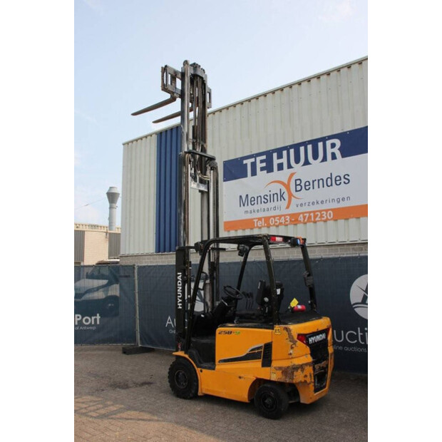 Hyundai 25B-9-42325623