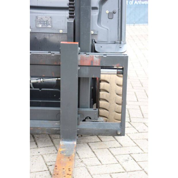 2016 Linde E30L-01-42326111