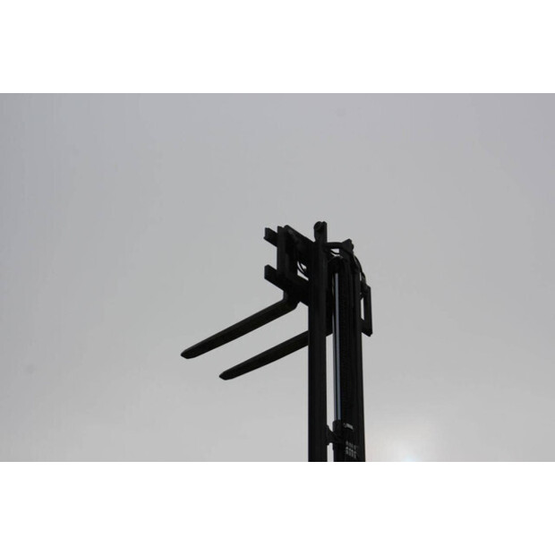 ليندي E35-42326514