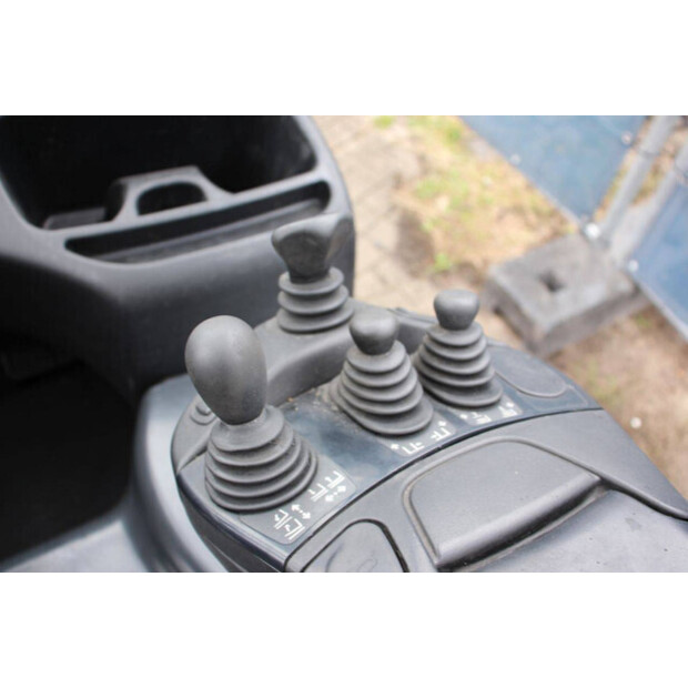 2018 Linde E16P-02-42326541