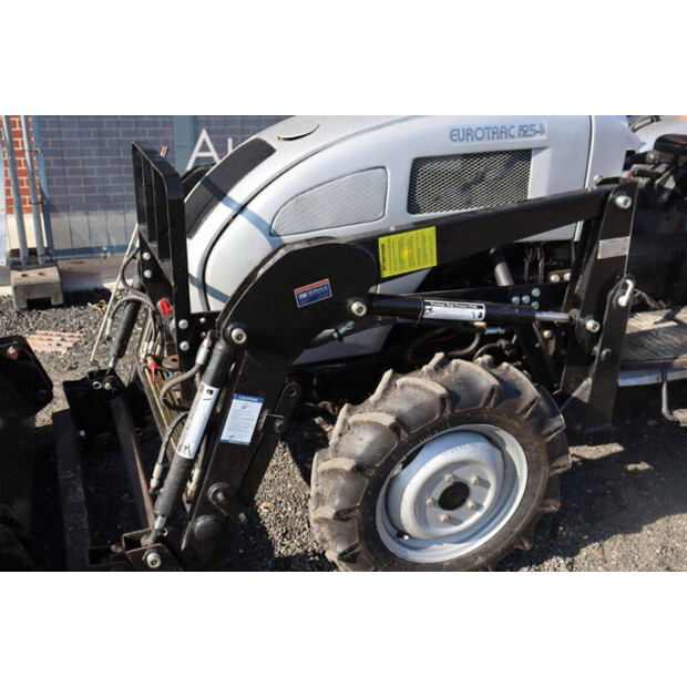 2004 Eurotrac F25-II-42326789