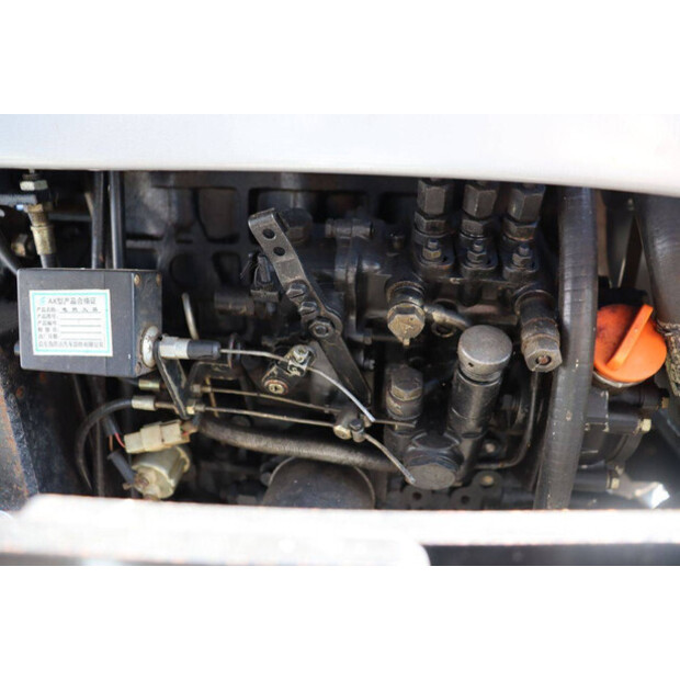 2004 Eurotrac F25-II-42326814